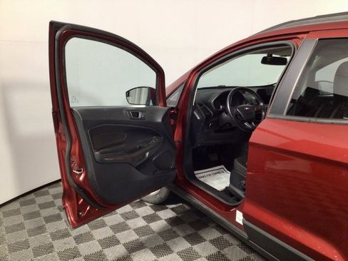 Used 2020 Ford EcoSport SE image 14