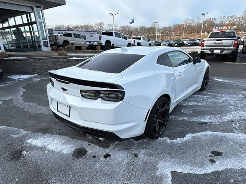 Certified 2019 Chevrolet Camaro SS image 7