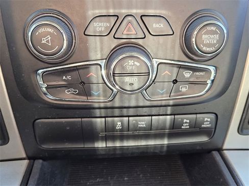 Used 2017 RAM 1500 Big Horn image 19