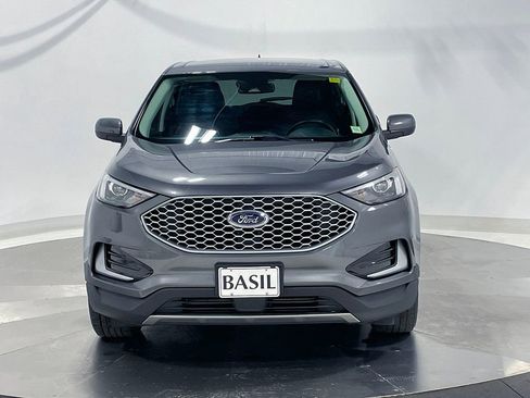 Used 2024 Ford Edge SEL image 9