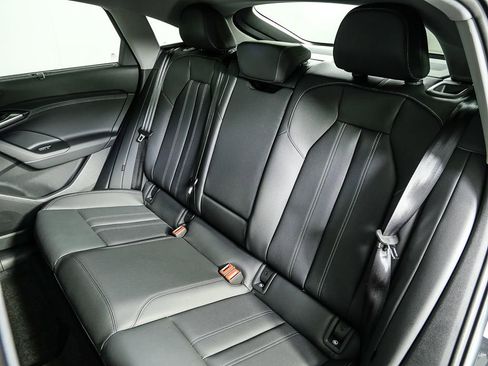 Certified 2025 Audi Q6 e-tron Prestige w/ Black Warm Weather Package AWD/4WD image 19