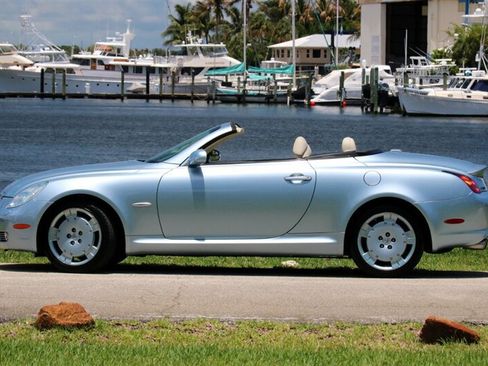 Used 2004 Lexus SC 430 Convertible RWD image 7