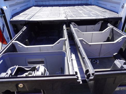 Used 2017 Toyota Tundra Limited image 11