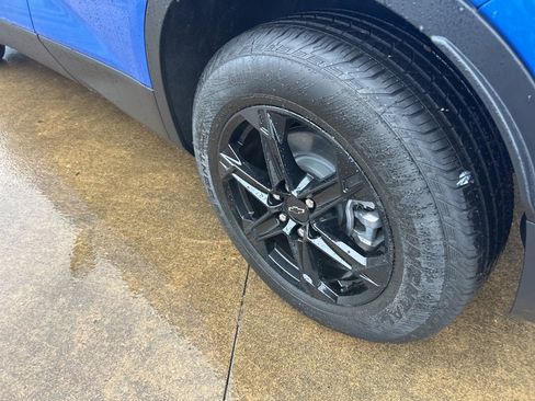 Used 2025 Chevrolet Blazer LT w/ Midnight/Sport Edition image 9