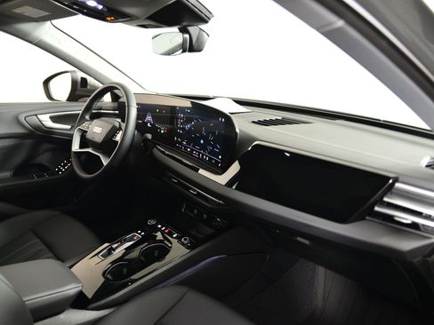 Certified 2025 Audi A5 2.0T Premium w/ Convenience Package image 19