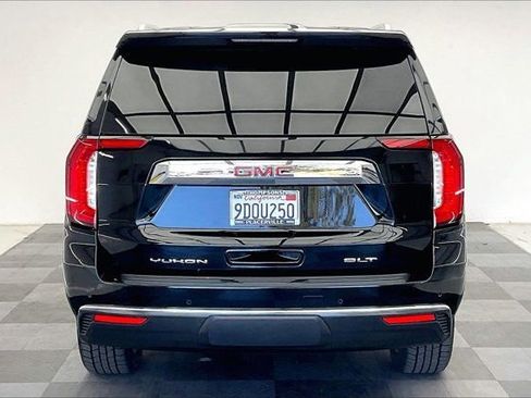 Used 2023 GMC Yukon SLT RWD image 3