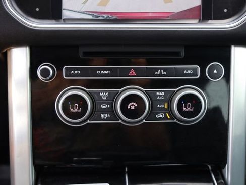 Used 2016 Land Rover Range Rover Supercharged AWD/4WD image 22