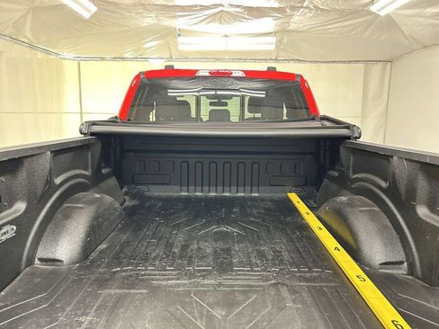 Used 2022 Ford F150 Lariat w/ Equipment Group 502A High AWD/4WD image 22