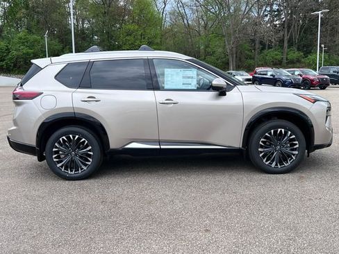 New 2026 Nissan Rogue Platinum w/ Platinum Premium Package AWD/4WD image 43