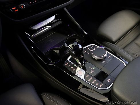 Certified 2024 BMW X3 xDrive30i w/ Premium Package w/ZPA image 25