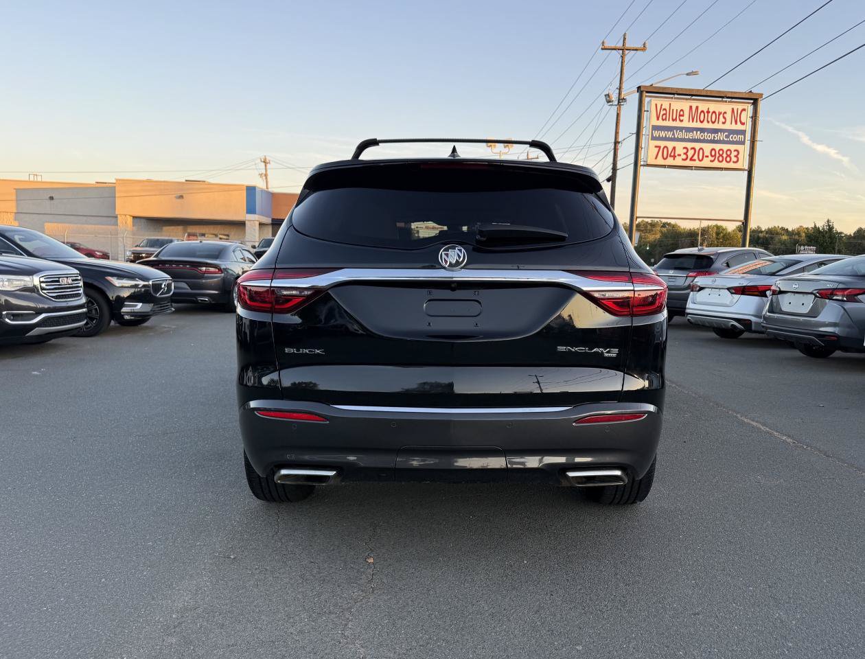 Used 2018 Buick Enclave Premium w/ Experience Buick Package AWD/4WD image 5
