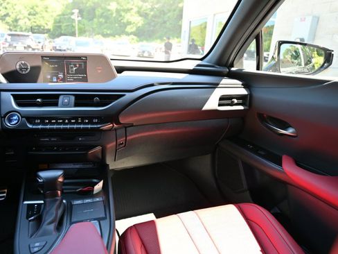 Used 2021 Lexus UX 250h F Sport w/ F Sport Premium Package AWD/4WD image 16