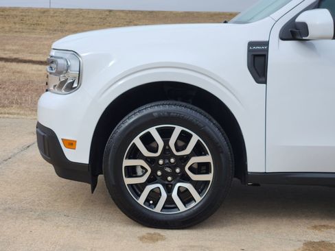 Used 2023 Ford Maverick Lariat w/ Lariat Luxury Package image 13