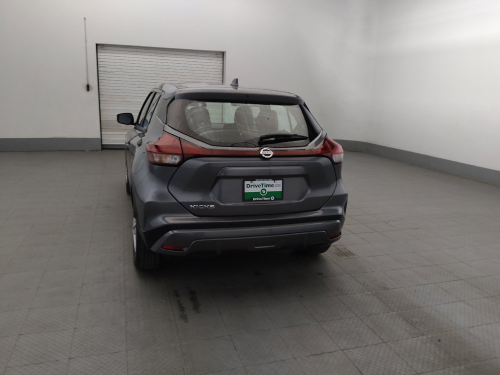 Used 2021 Nissan Kicks S FWD image 6