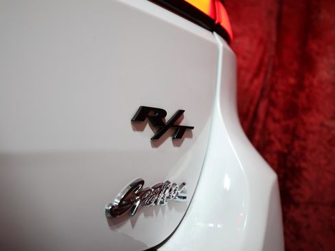 Used 2020 Dodge Durango R/T w/ Blacktop Package image 27