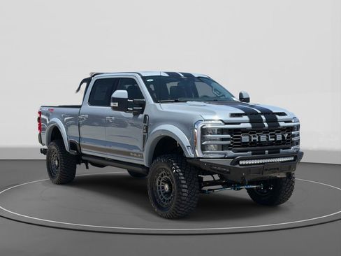 New 2026 Ford F250 Lariat w/ Black Appearance Package AWD/4WD image 3