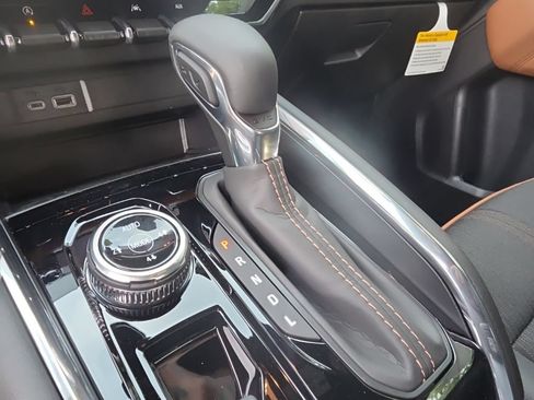 New 2026 GMC Canyon AT4 AWD/4WD image 52