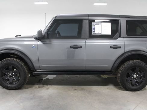 Used 2024 Ford Bronco Black Diamond image 6