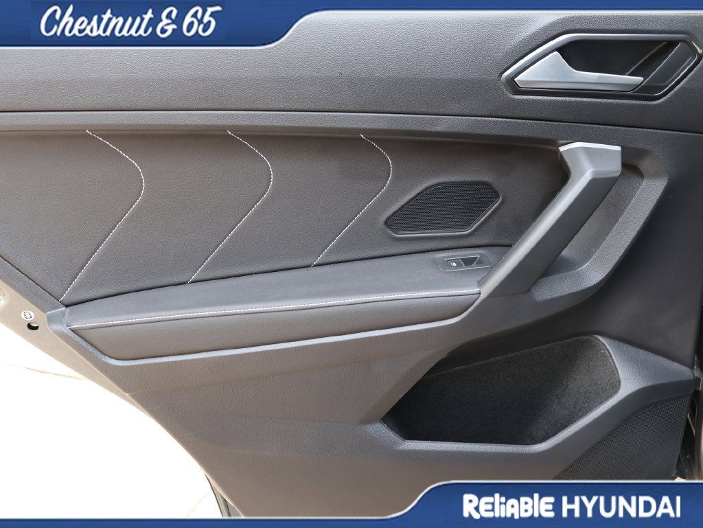 Used 2023 Volkswagen Tiguan SE FWD image 17