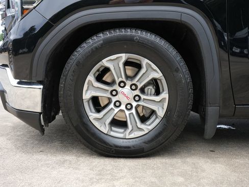 Used 2025 GMC Sierra 1500 SLT RWD image 26