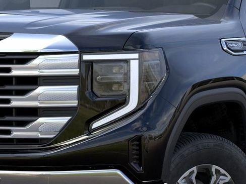 New 2026 GMC Sierra 1500 SLE AWD/4WD image 10