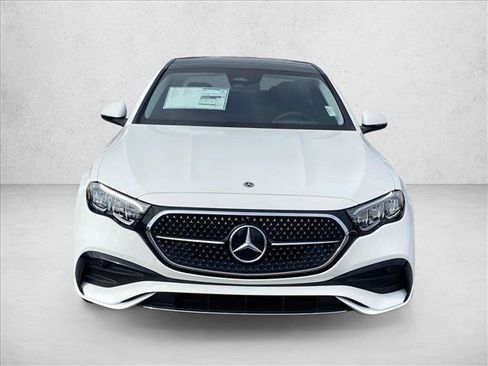 Certified 2025 Mercedes-Benz E 350 4MATIC Sedan image 5