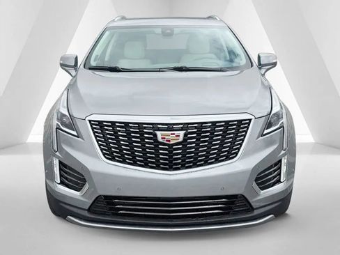 New 2026 Cadillac XT5 Premium Luxury w/ LPO, Floor Liner Package AWD/4WD image 2
