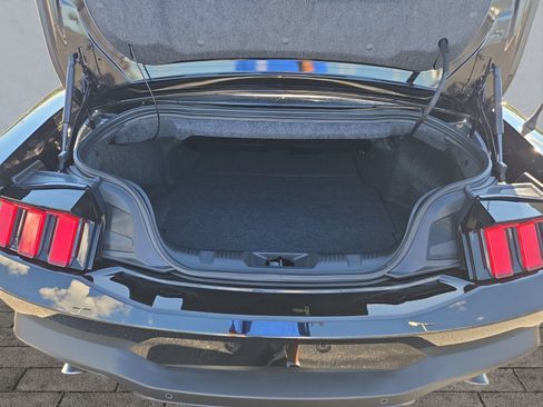 Used 2025 Ford Mustang Convertible RWD image 26