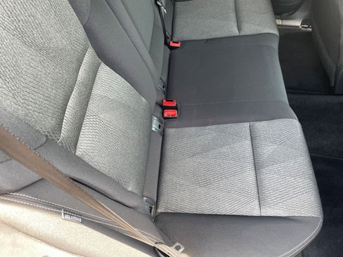 Used 2025 Nissan Rogue SV image 40