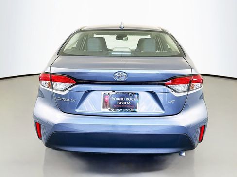 Used 2025 Toyota Corolla LE image 6