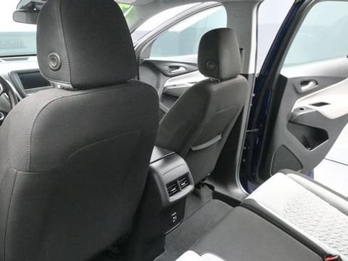 Used 2022 Chevrolet Equinox LS AWD/4WD image 23