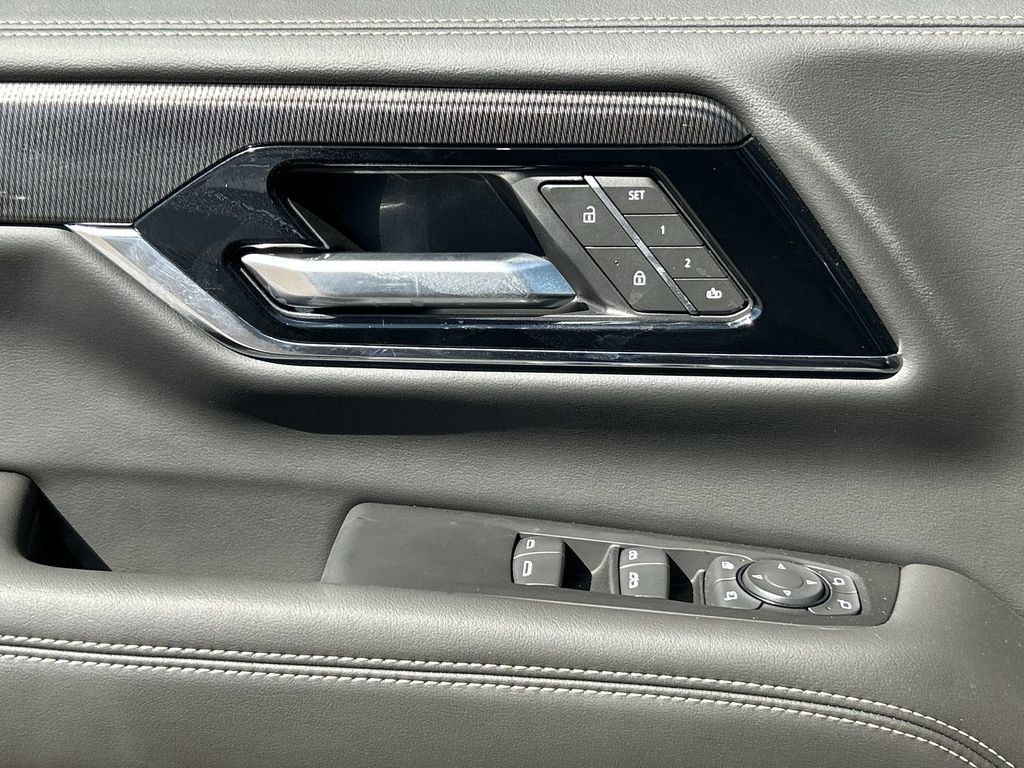 New 2026 GMC Yukon Elevation AWD/4WD image 24
