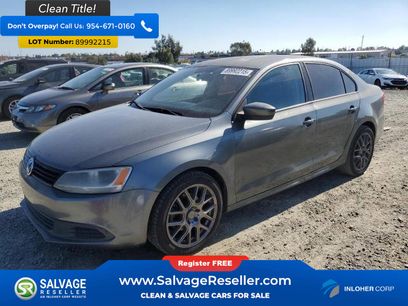 Used 2011 Volkswagen Jetta SE