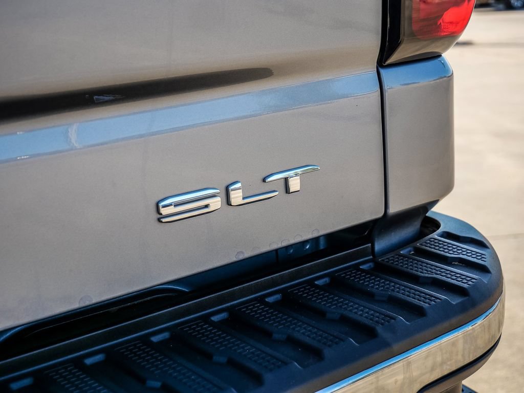 Used 2025 GMC Sierra 1500 SLT w/ SLT Premium Plus Package AWD/4WD image 16