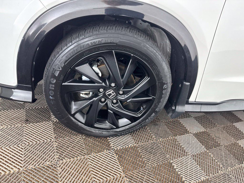 Used 2021 Honda HR-V Sport image 30