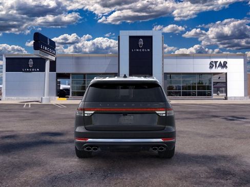 New 2026 Lincoln Aviator Black Label w/ Dynamic Handling Package AWD/4WD image 5
