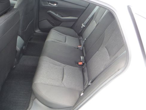 Used 2023 Honda Accord LX image 28