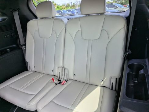 Certified 2025 Kia Sorento SX Prestige AWD/4WD image 21