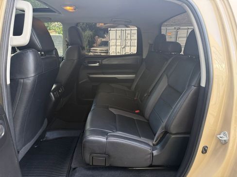 Used 2018 Toyota Tundra Limited w/ Limited Premium Package AWD/4WD image 33