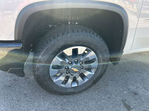 New 2026 Chevrolet Silverado 2500 Custom w/ Custom Value Package image 10