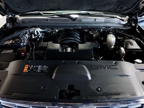 Used 2018 GMC Yukon XL Denali w/ Open Road Package image 13