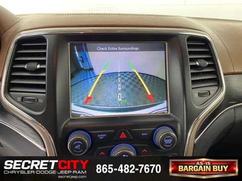 Used 2015 Jeep Grand Cherokee Summit w/ Platinum Series Group AWD/4WD image 22