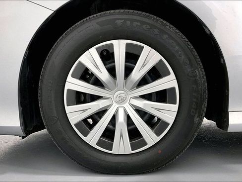 Used 2023 Toyota Camry LE FWD image 10