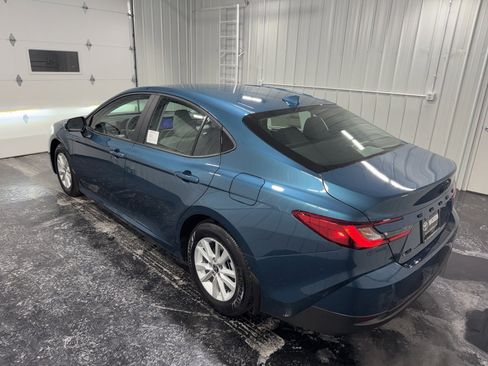 New 2026 Toyota Camry LE w/ Convenience Package image 2