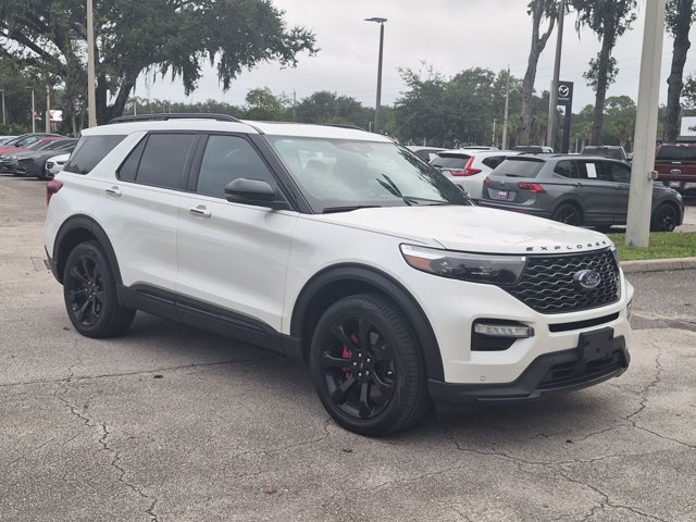 Used 2024 Ford Explorer ST w/ Equipment Group 401A AWD/4WD image 3