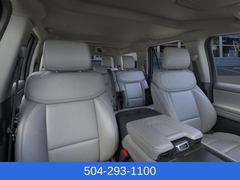 New 2026 Ford Expedition Active RWD image 12