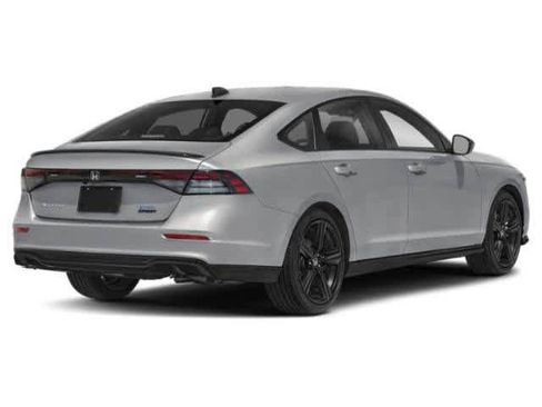 Used 2024 Honda Accord Sport image 2