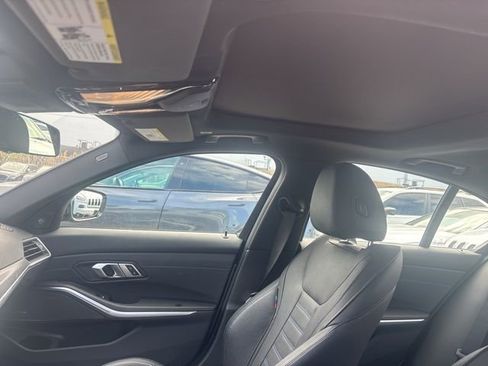 Used 2023 BMW M340i xDrive image 5