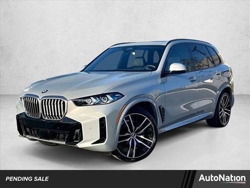 Used 2026 BMW X5 sDrive40i w/ M Sport Package image 1