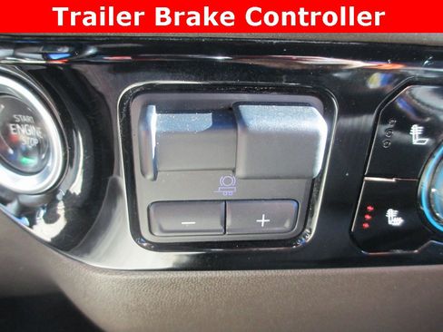 Certified 2024 GMC Sierra 2500 SLE w/ SLE Convenience Package image 16